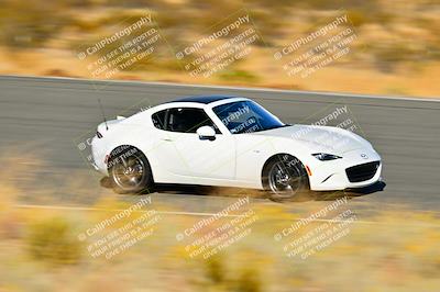 media/Nov-16-2024-Extreme Speed (Sat) [[6587d07cc4]]/Gold Group/Session 3 (The Bowl)/